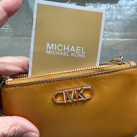 Michael Kors Marigold Parker Key Card Holder Card Case NWT - Picture 3 of 8